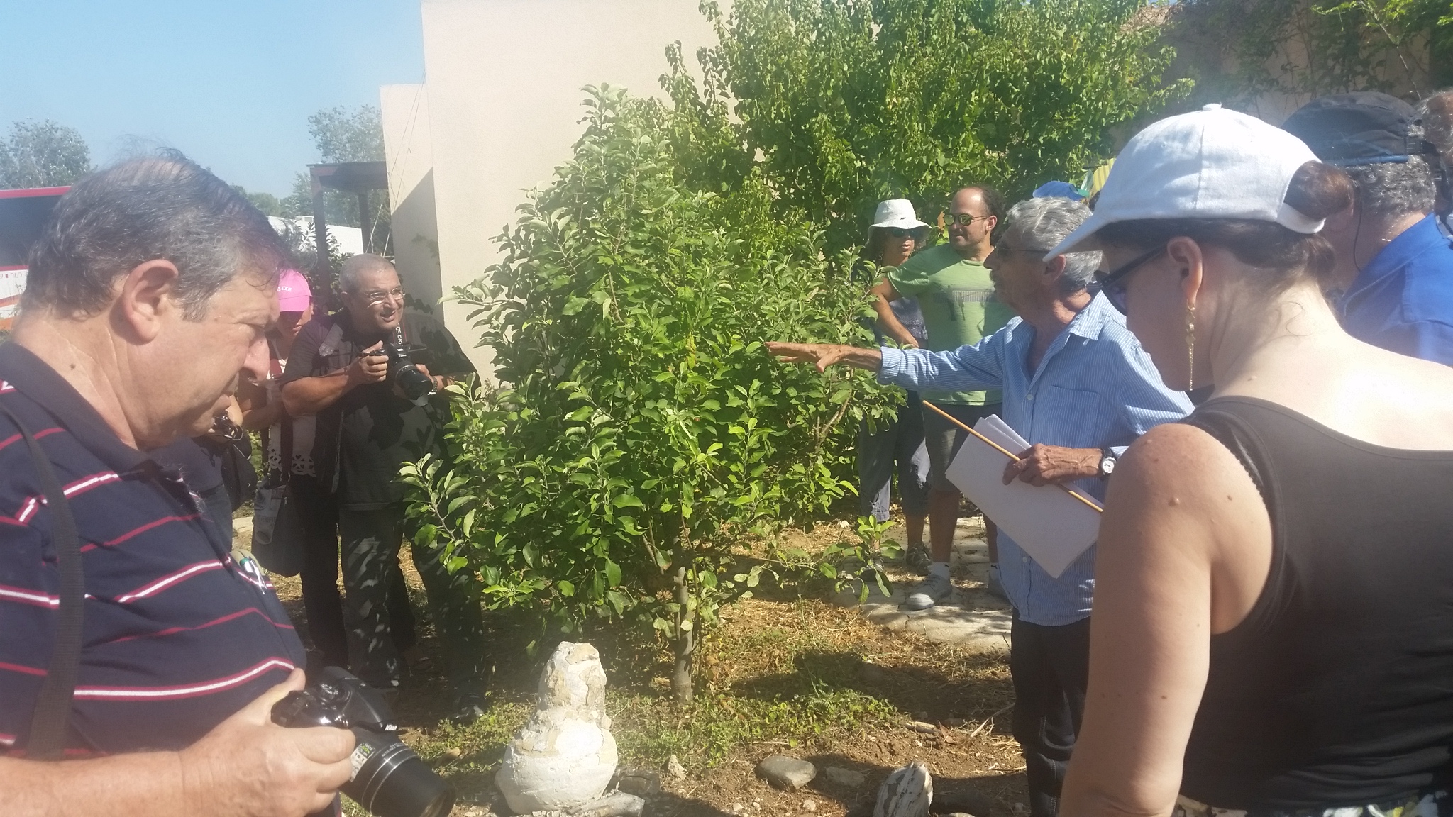 מסע משפחתי לבטן האדמה – קיבוץ בית-ניר,  דר' אריה איתמר